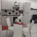 Apartament Tiburtina Flats *