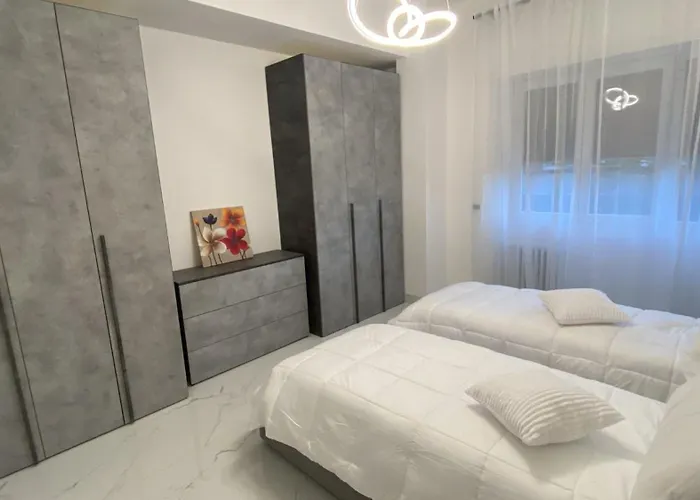 Tiburtina Flats Apartamento *