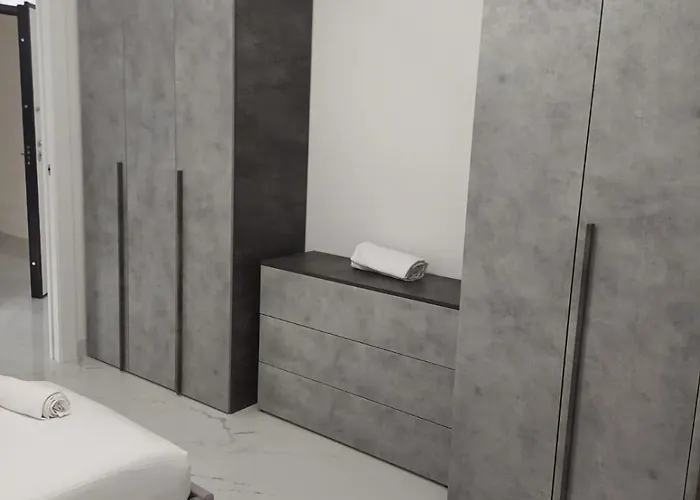 Tiburtina Flats Apartamento *